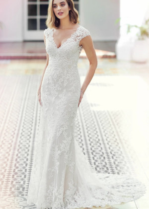 Cap Sleeves Ivory Lace Tulle V Back Romantic Wedding Dress